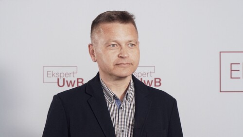 dr Arkadiusz Niedźwiecki