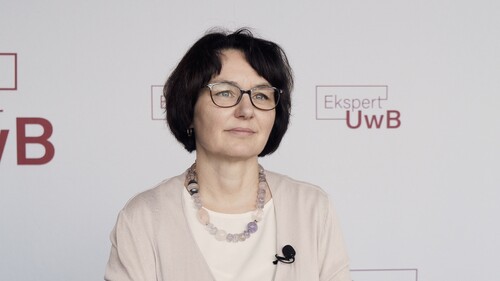 prof. dr hab. Elżbieta Awramiuk